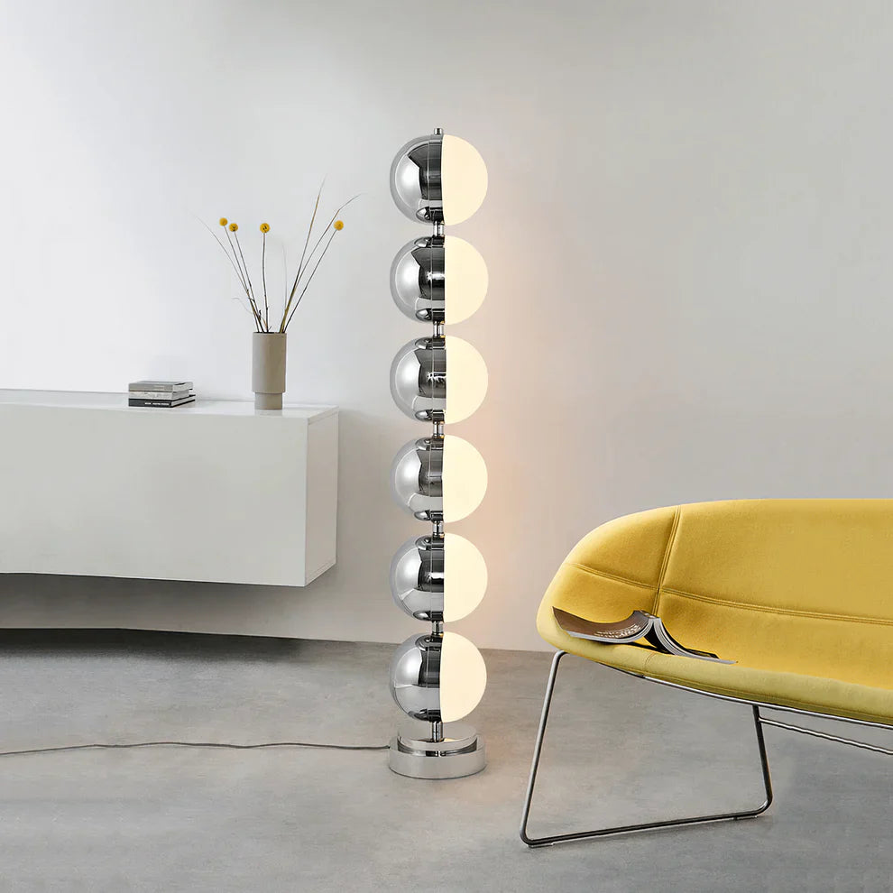 Vloer Floor Lamp — design, specs, styling & buying guide