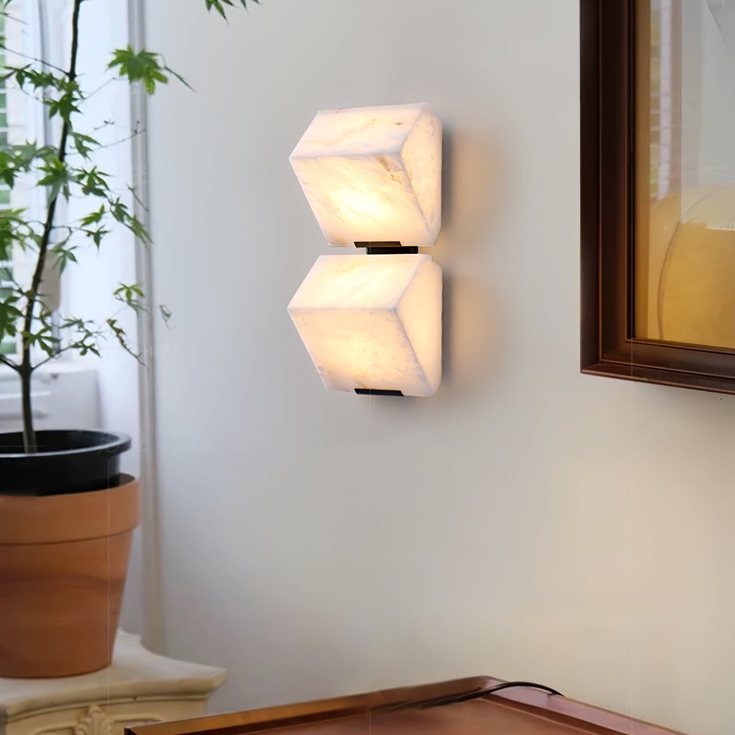 Alabaster Staircase Plug-in Wall Lamp