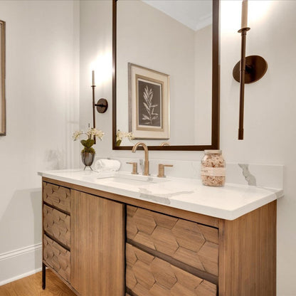 Bayview Wall Lamp