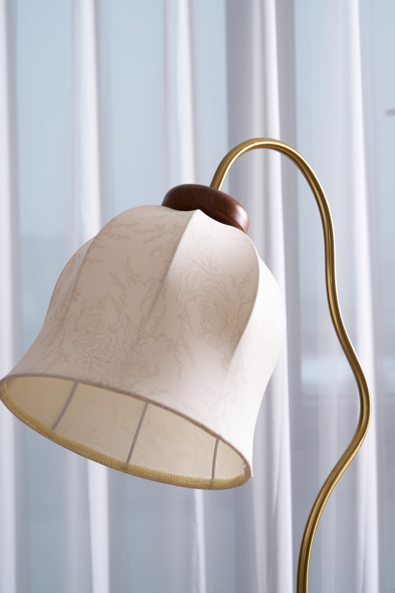 Bellvine Floor Lamp