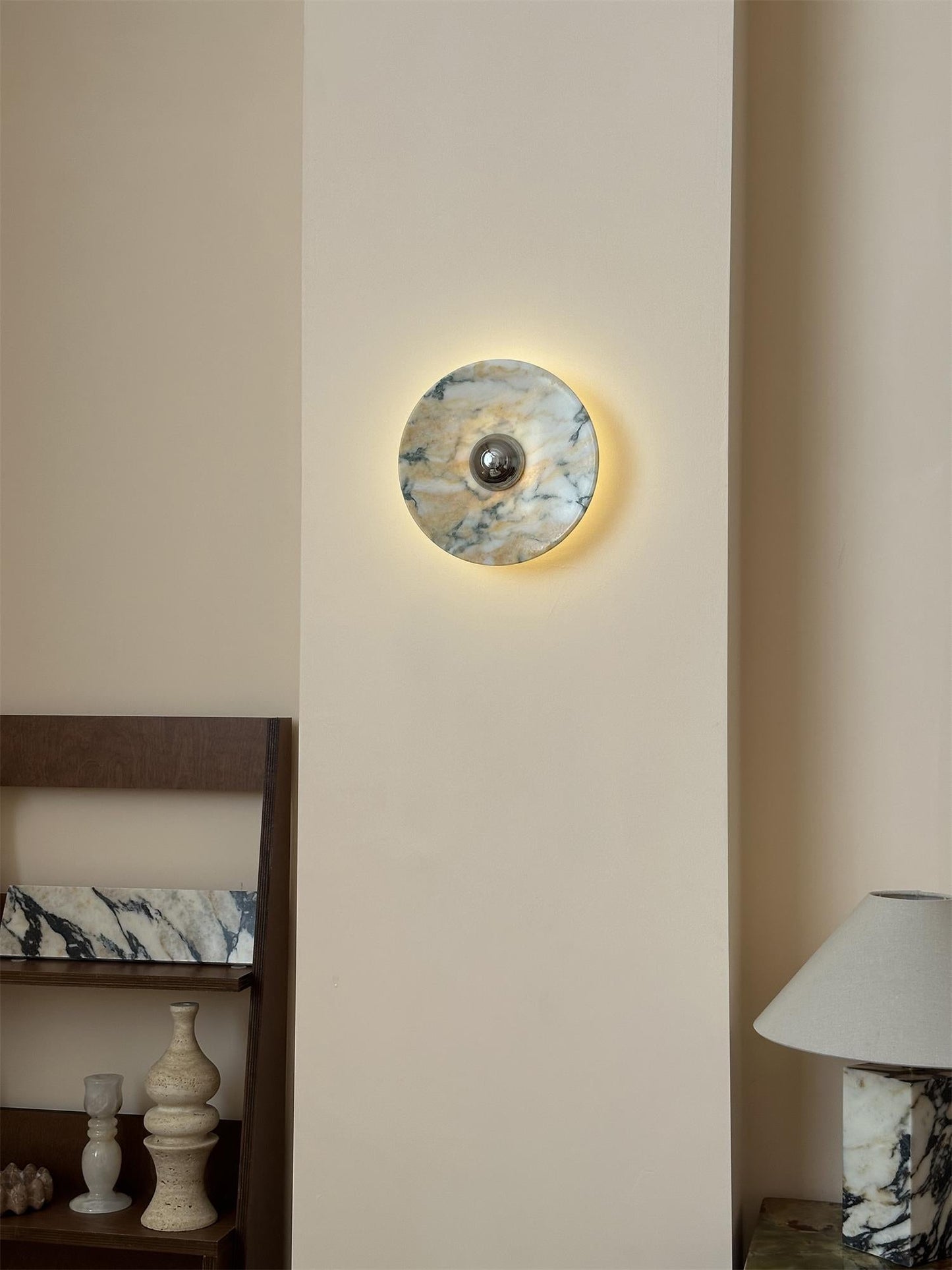 Calacatta Round Marble Sconce