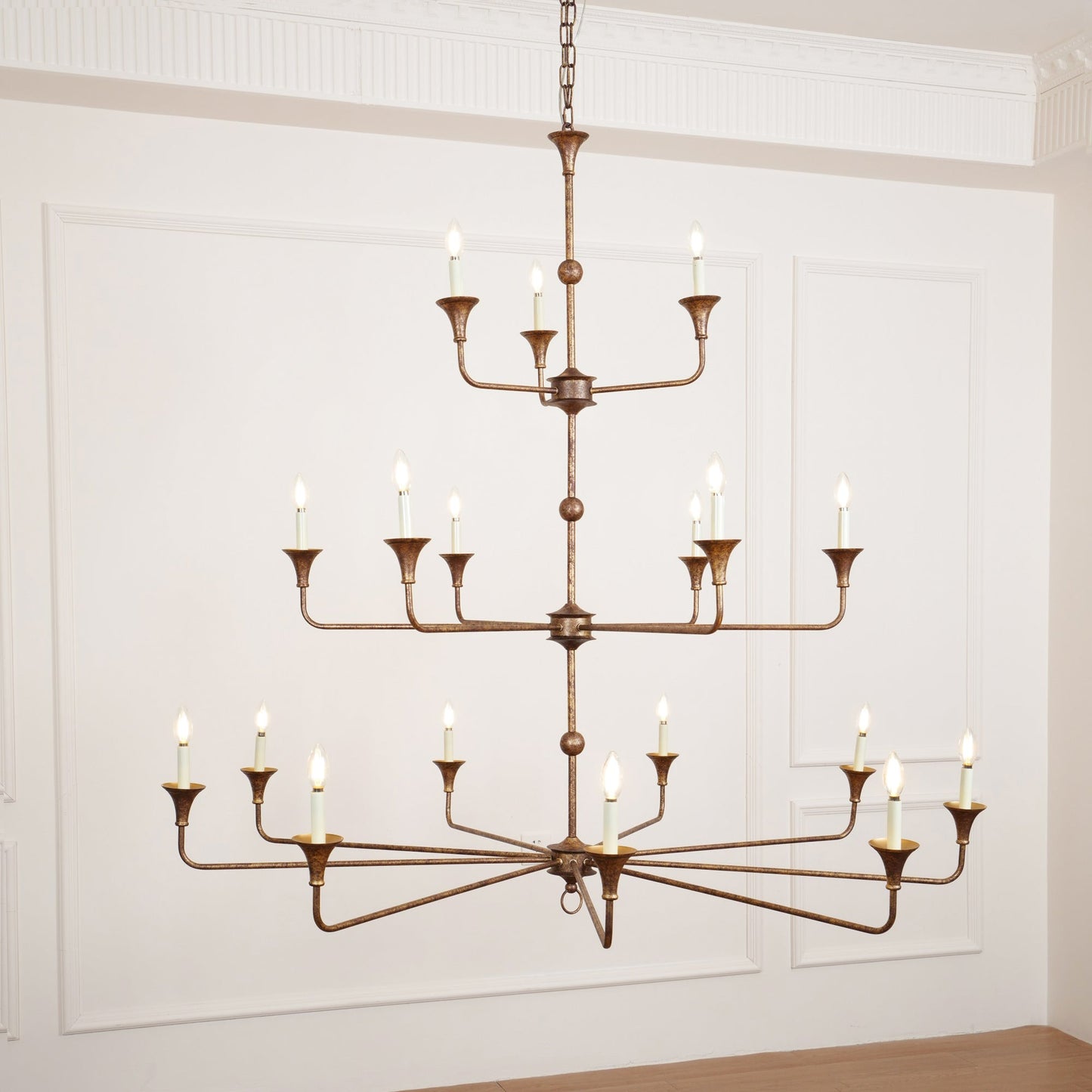 Cecil Grande Chandelier