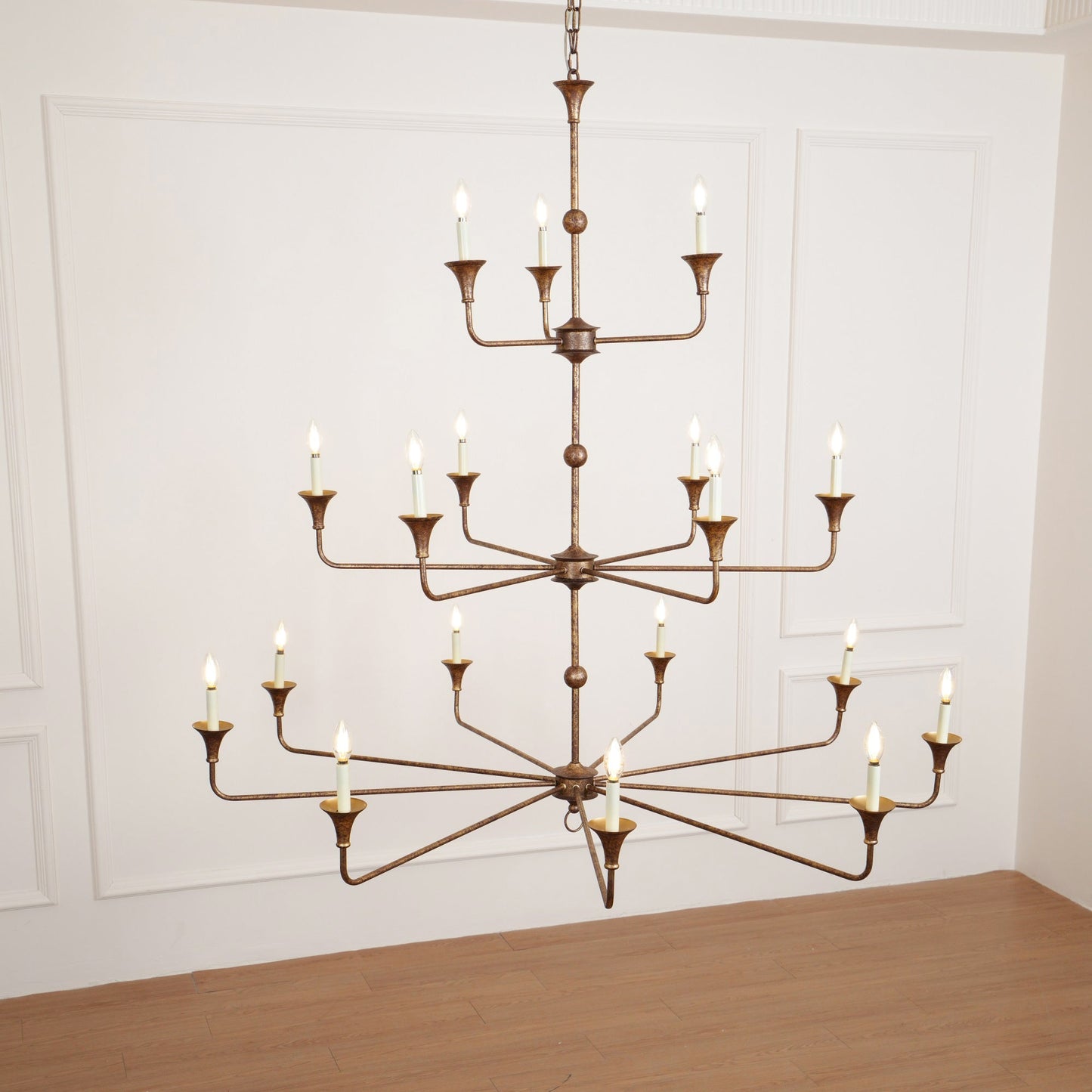 Cecil Grande Chandelier