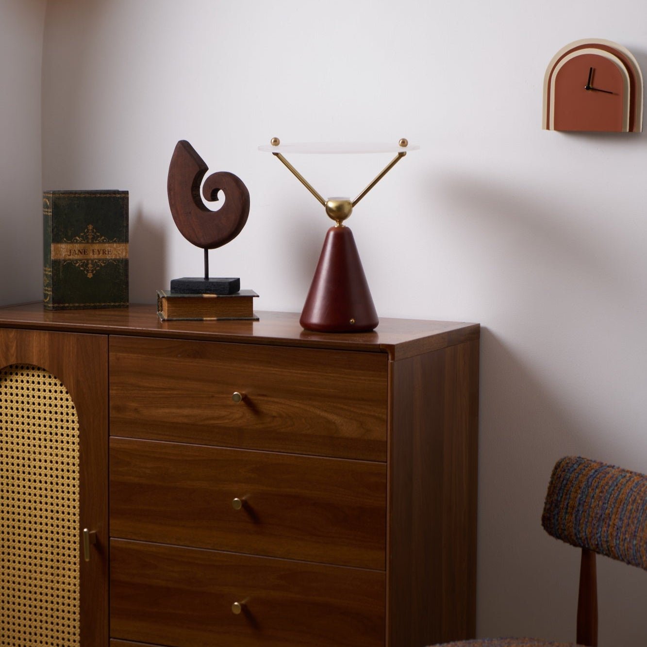 Equoray Table Lamp