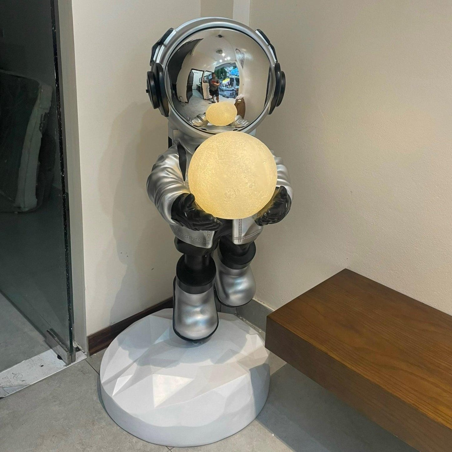 Fantasy Astronaut Built-in Battery Floor Light