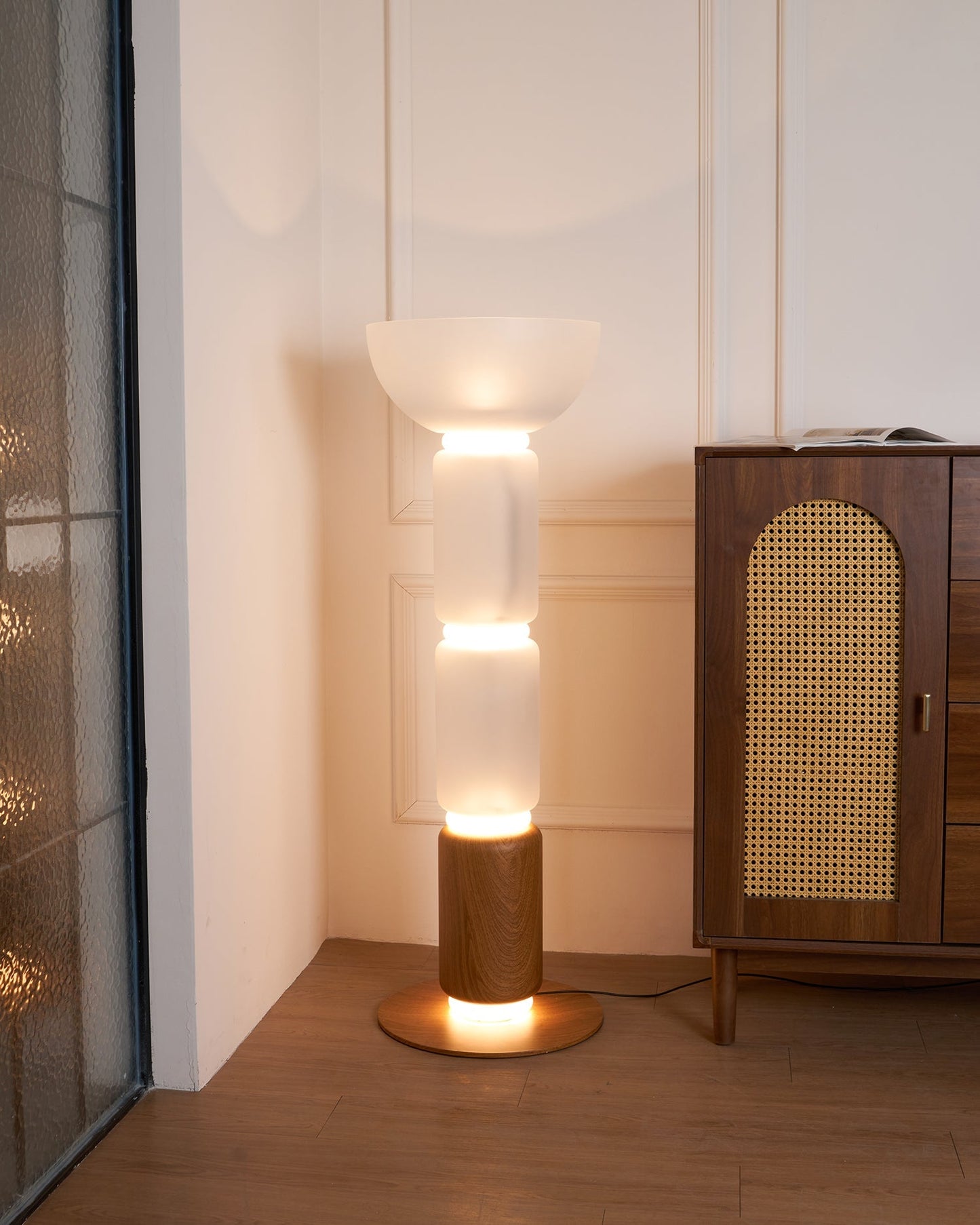 Ficupala Floor Lamp