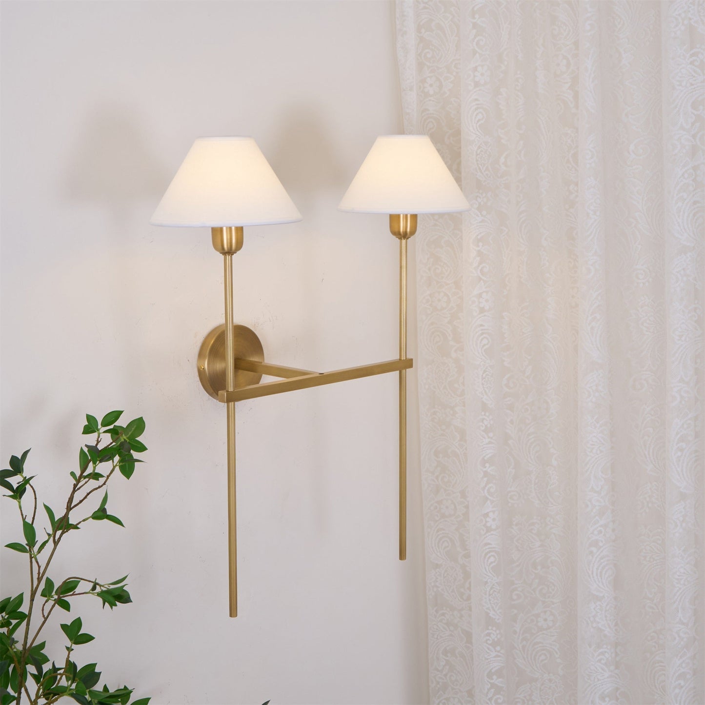 Hackney Sconce