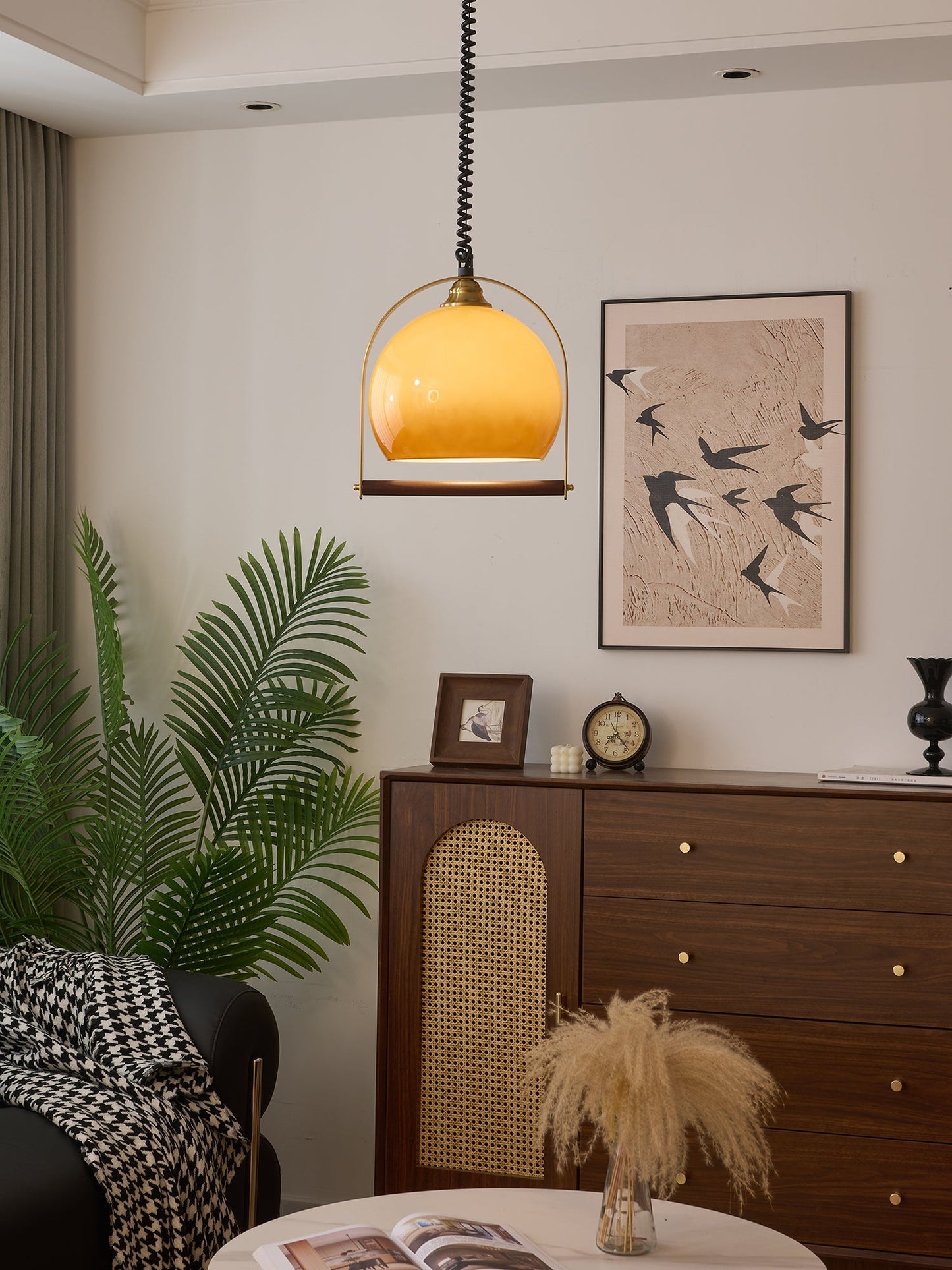 Halcyon Arch Pendant Light