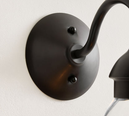 Halstead Wall Lamp