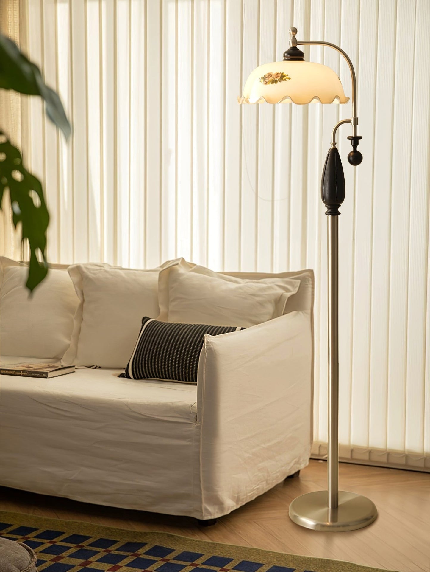 Heritage Bloom Floor Lamp