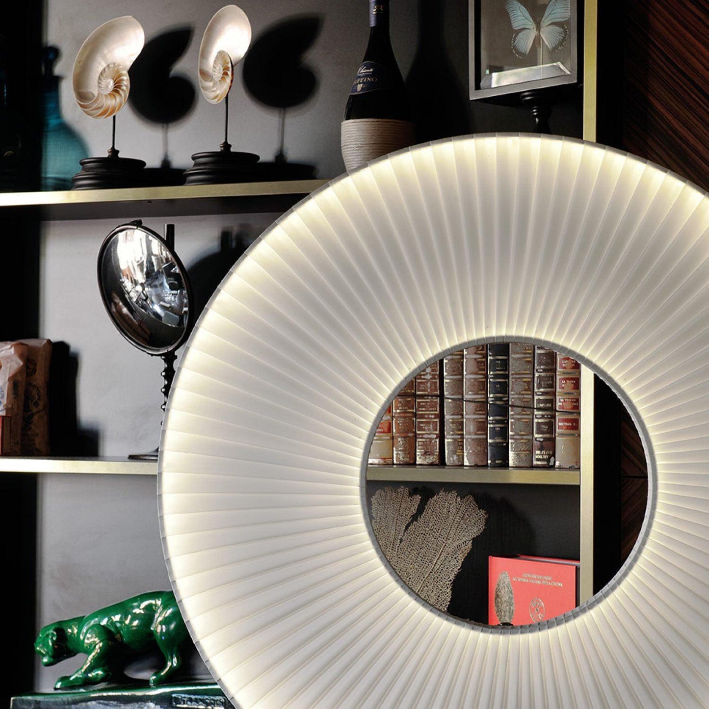 Vespera Floor Lamp