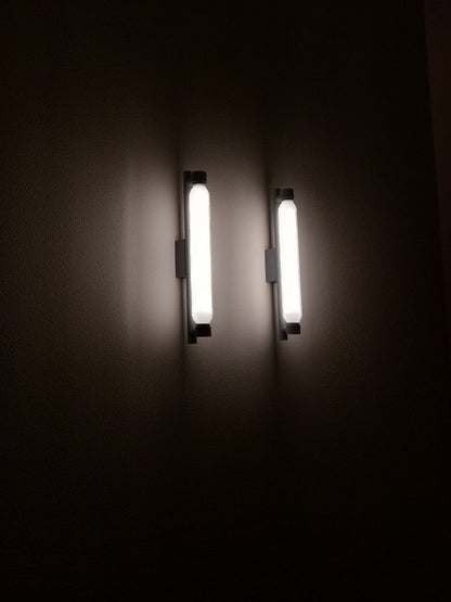 La Roche Wall Lamp