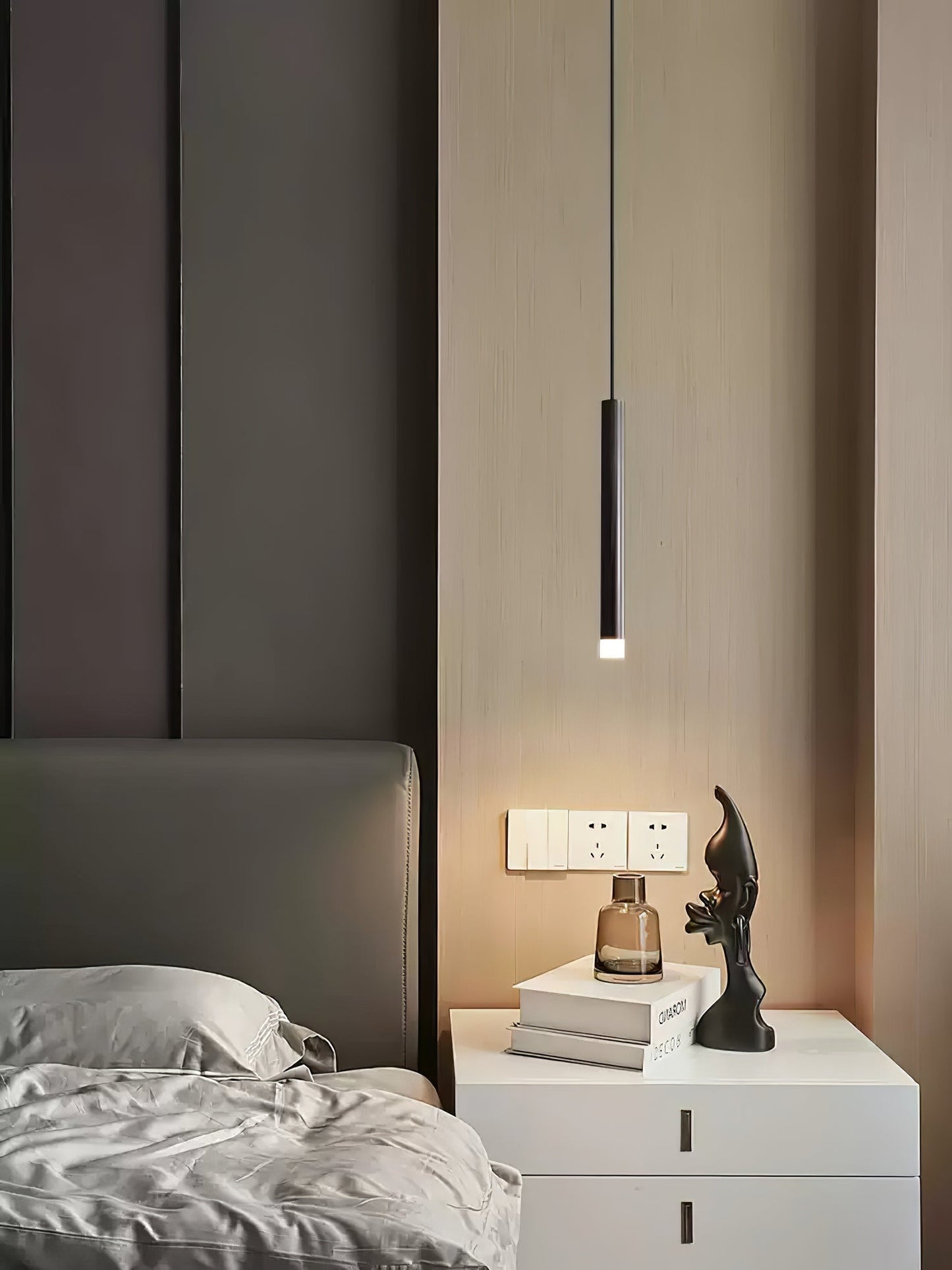 Linea Mono Pendant Light