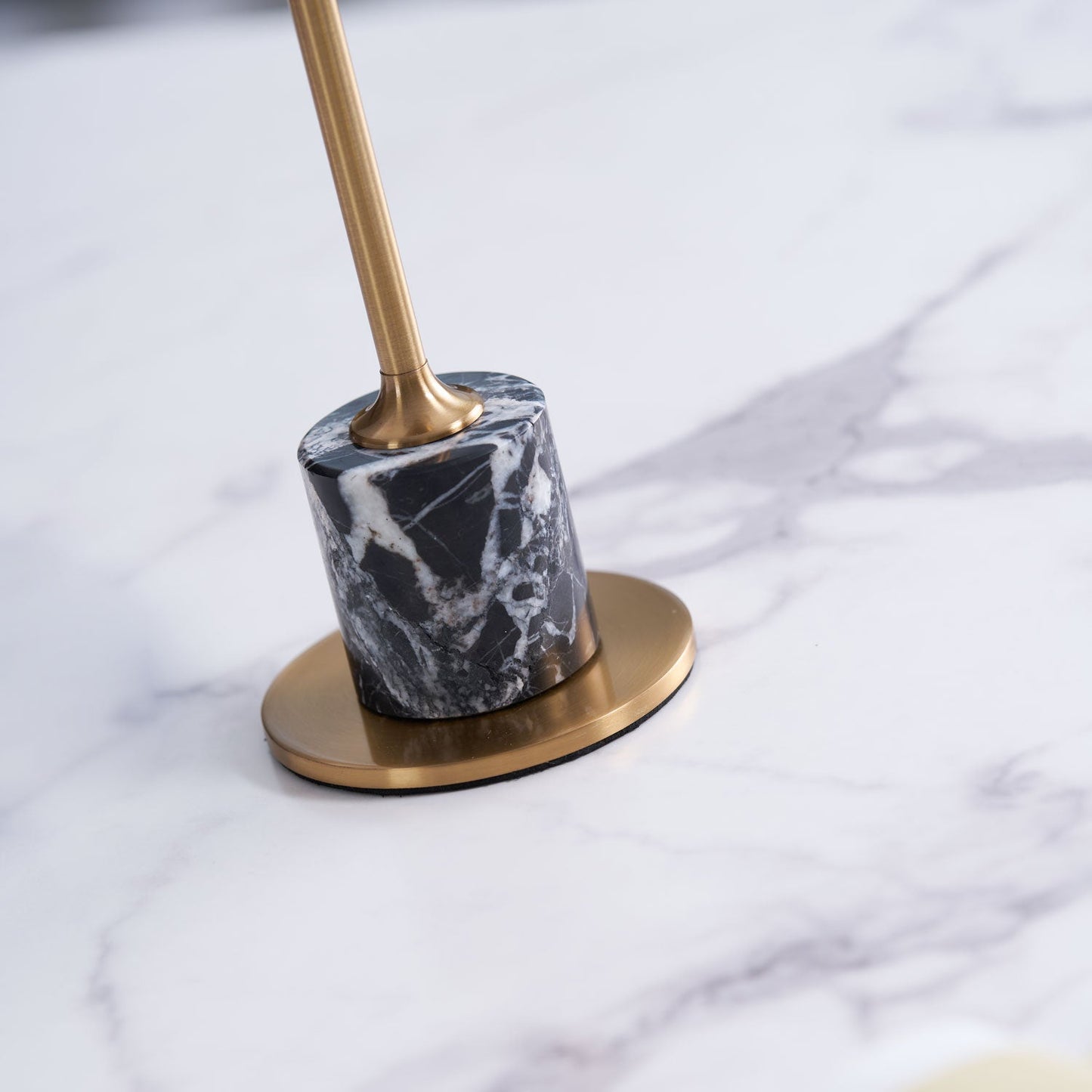 Lirio Mini Marble Table Lamp
