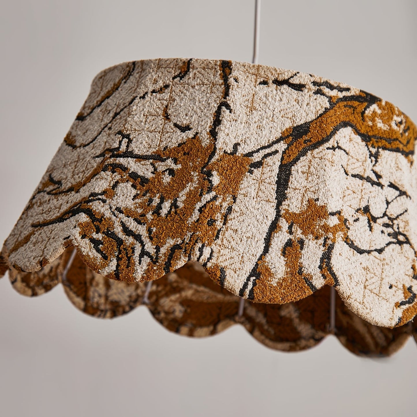 Marbre Scallop Pendant Light