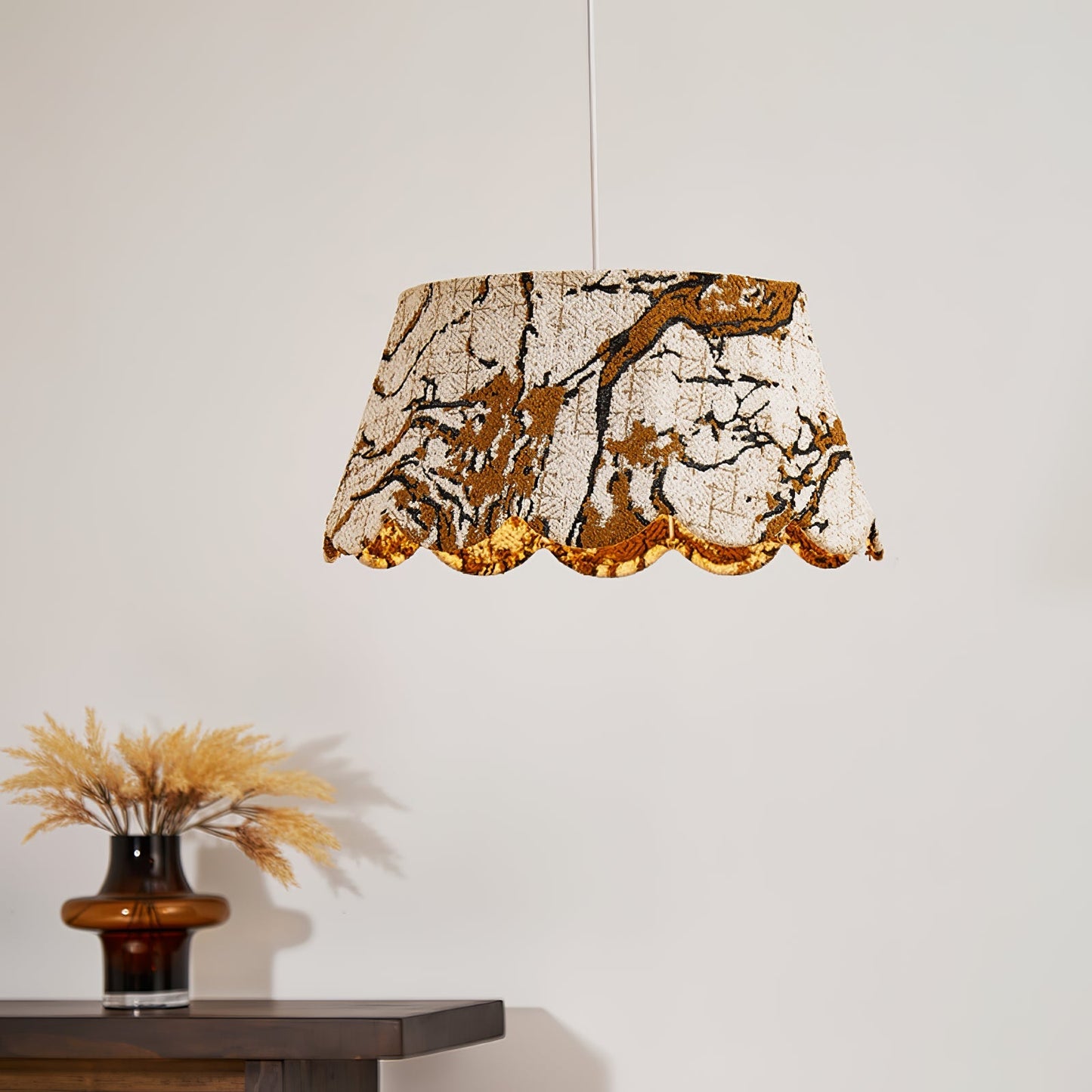 Marbre Scallop Pendant Light