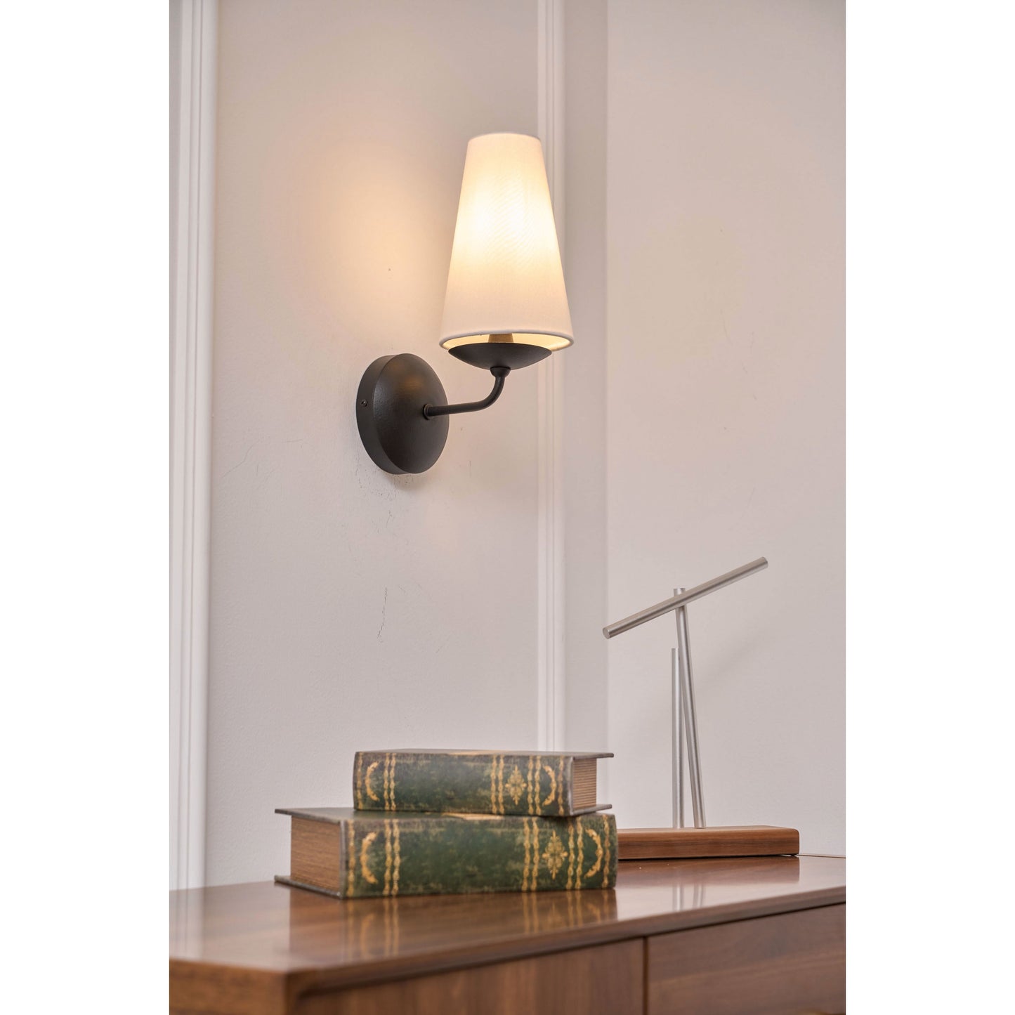 Marcel Wall Lamp