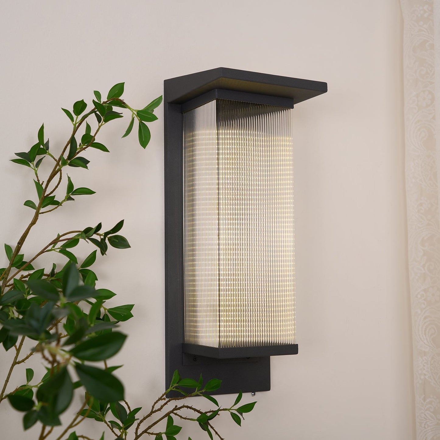 Oleron Box Outdoor Wall Lamp