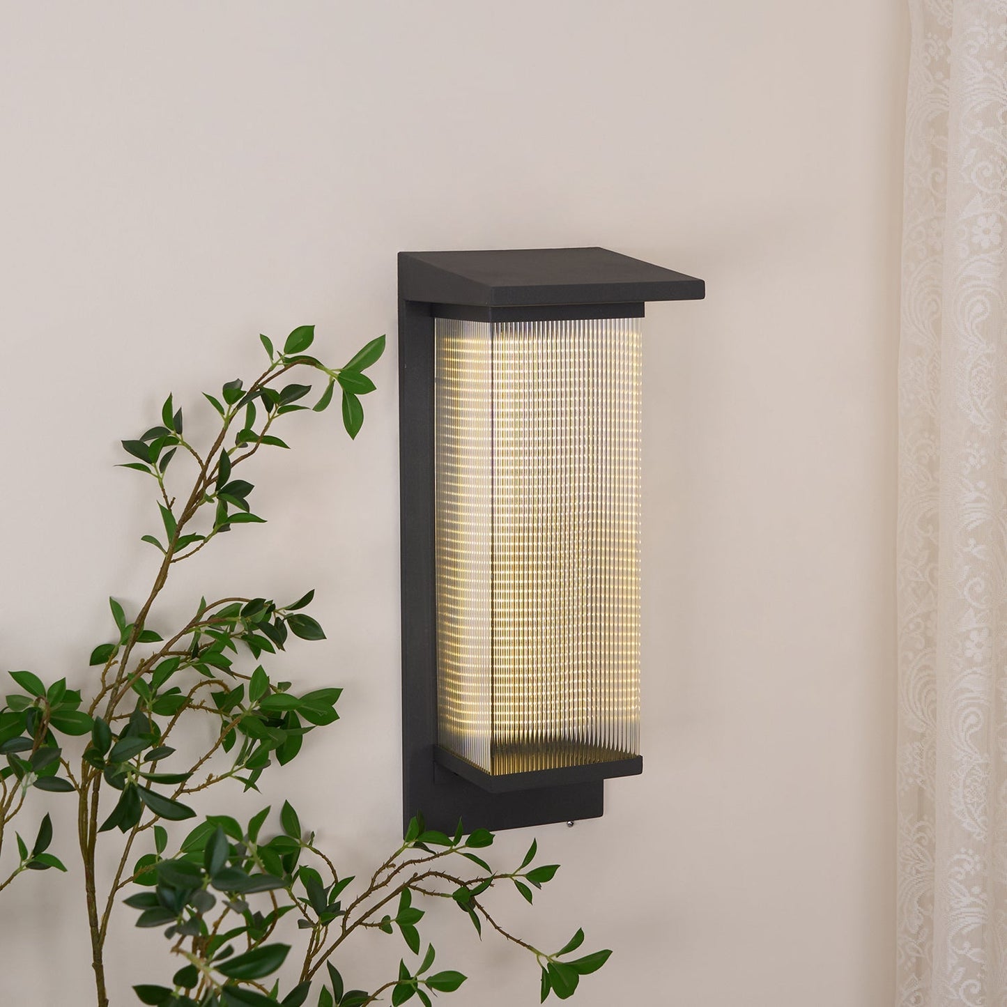 Oleron Box Outdoor Wall Lamp