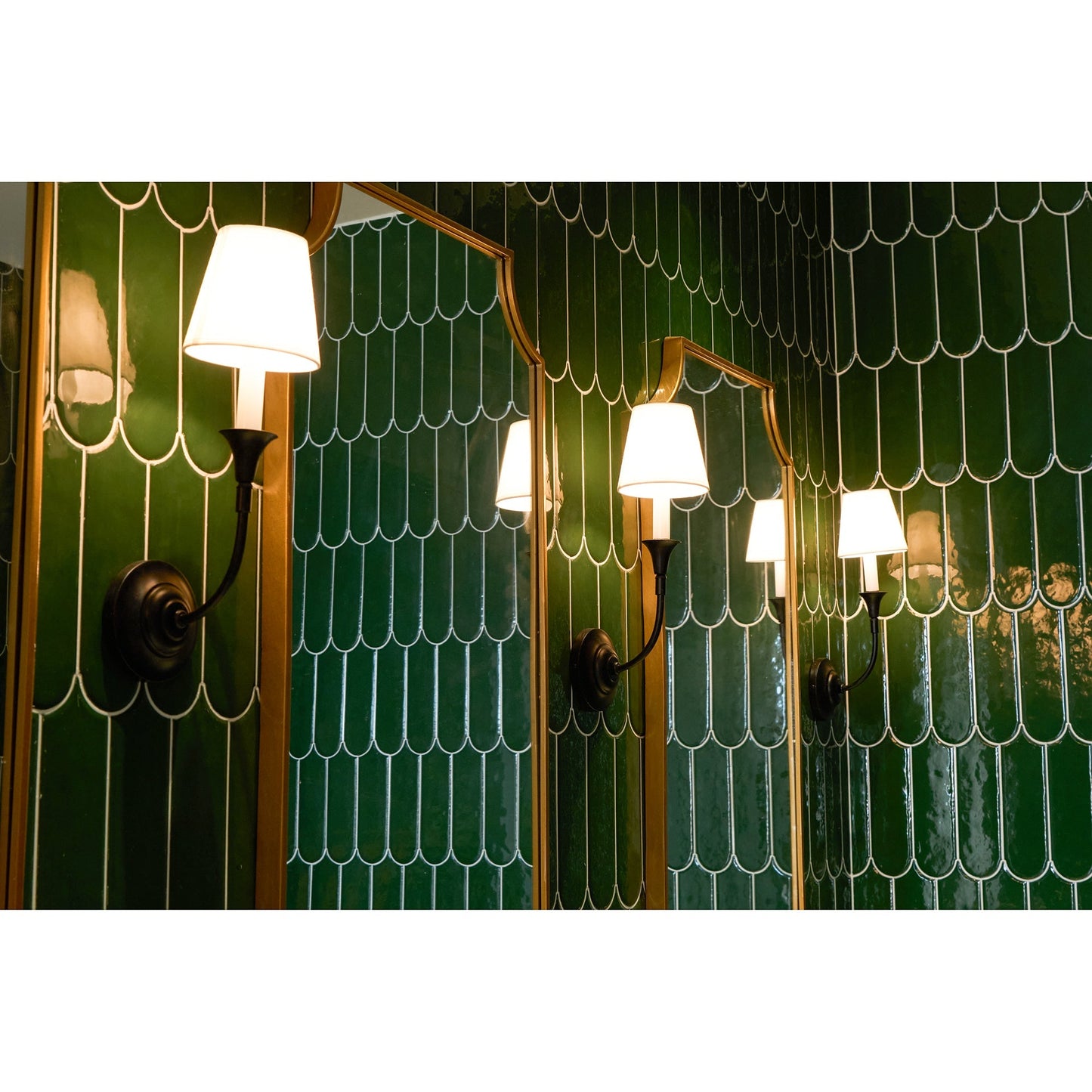 Brody Wall Lamp