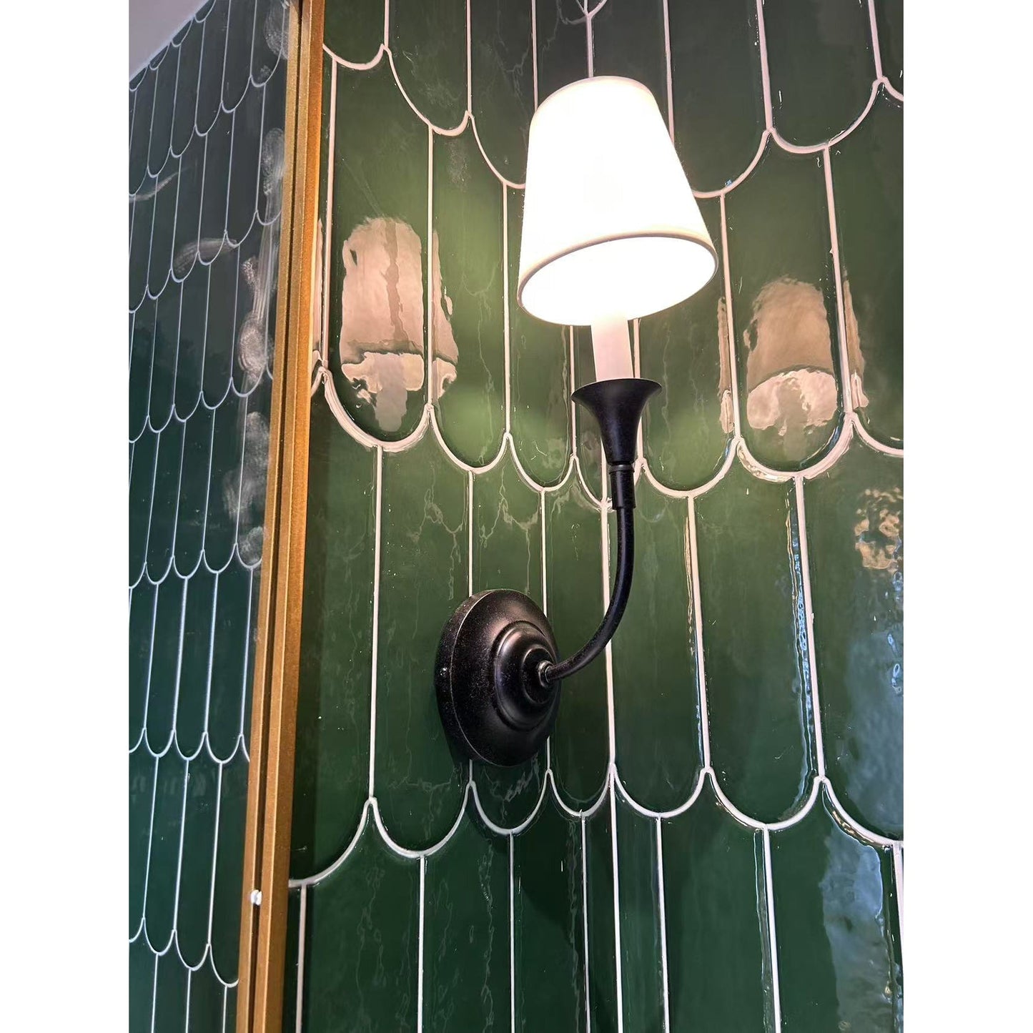 Brody Wall Lamp