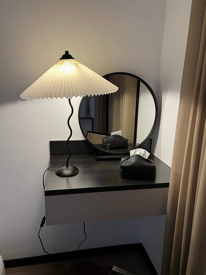 Pleated Hat Table Lamp