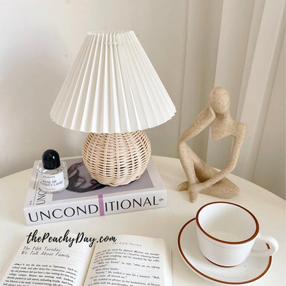 Rattan Pleated Table lamp