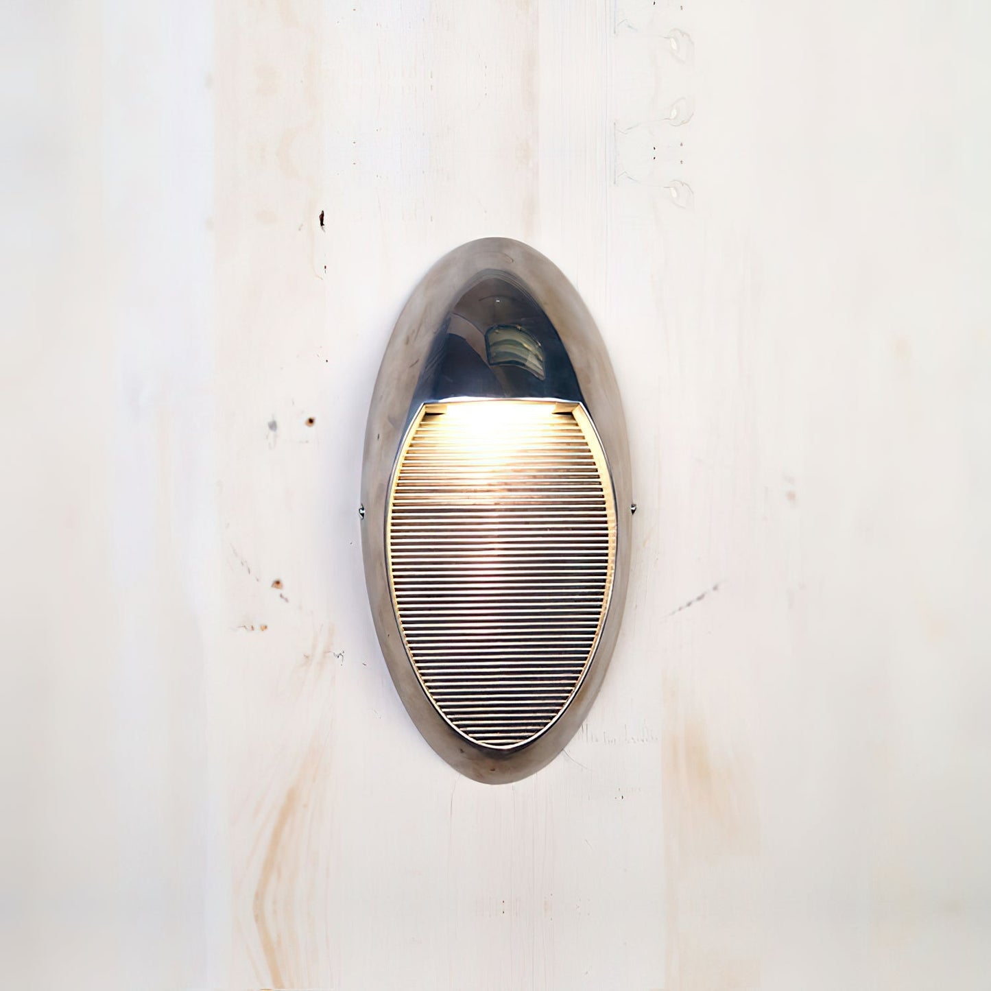 Scorpius Outdoor Wall Lamp