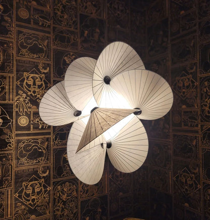Serpentine Pendant Light