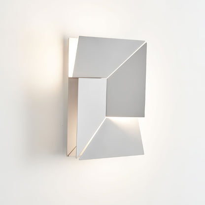 Shadows Grand Plug-in Sconce
