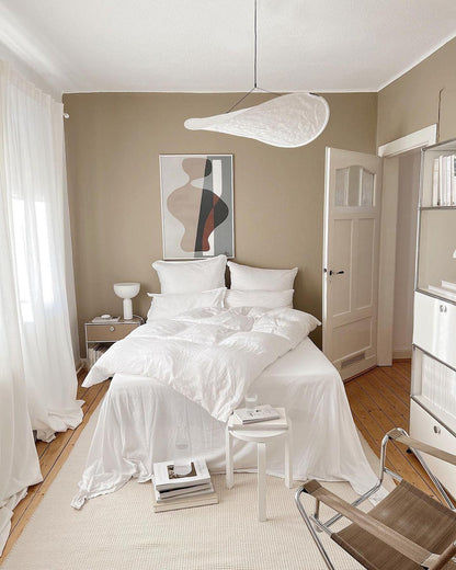 Tense Pendant Light