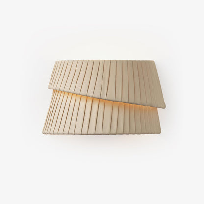 Vela Twist Wall Lamp