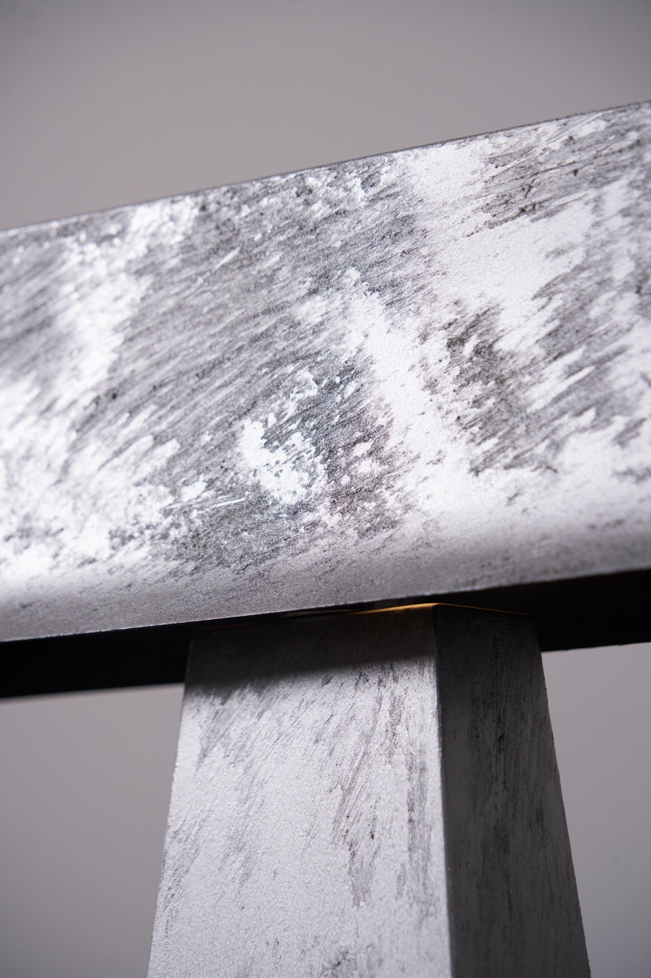 Veltan Table Lamp