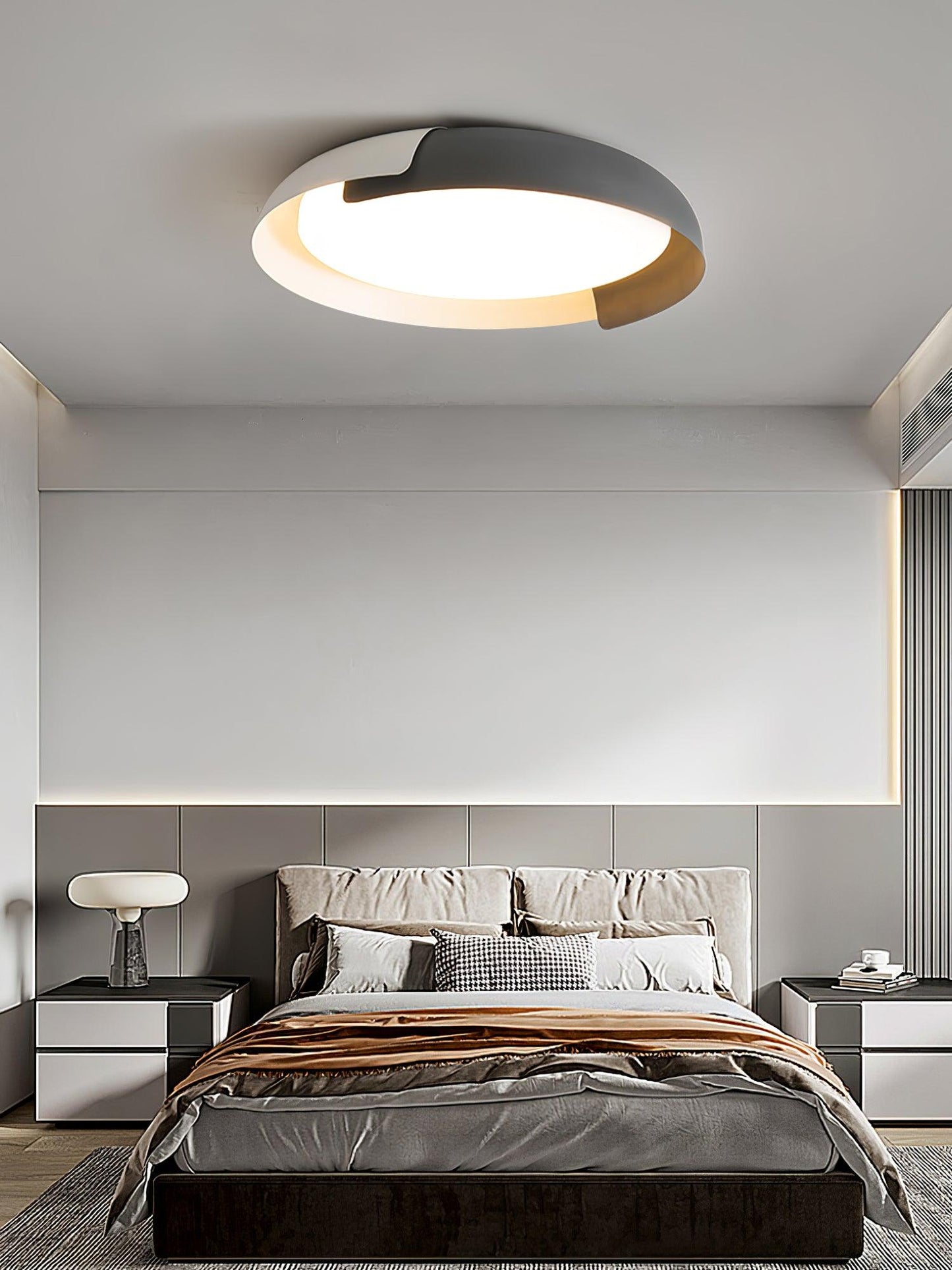 Vikaey Ceiling Light