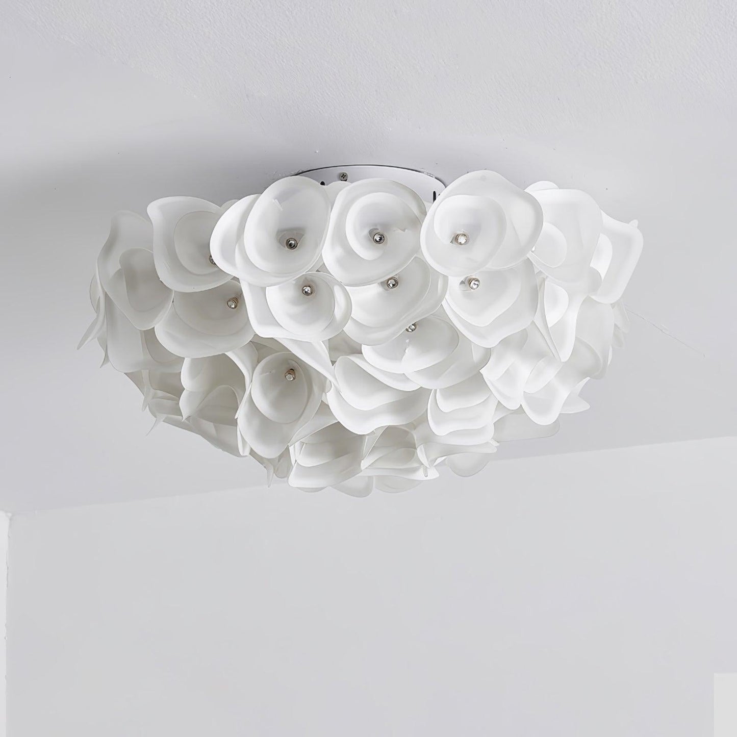 White Hydrangea Ceiling Lamp