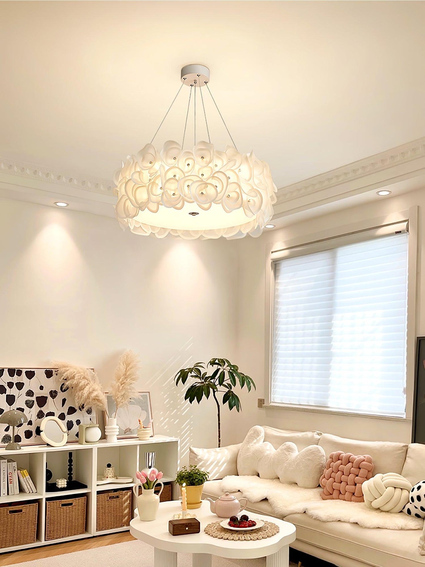 White Hydrangea Pendant Lamp